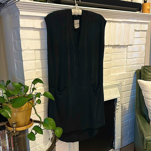 Anthropologie Deep-V Dress w/ Pockets - Picture 3 of 4